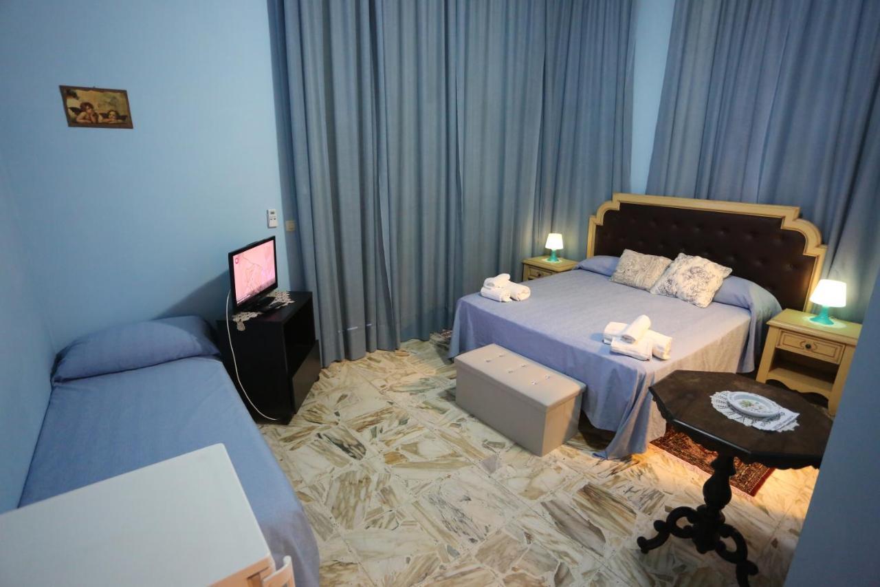 Superior Double Room with Balcony and Private Bathroom